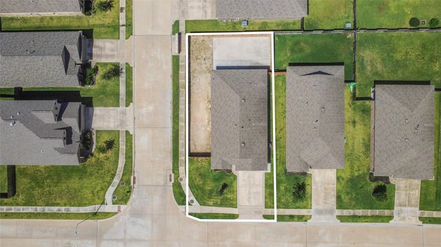 6003 Briarstone Bay Drive, Katy, TX 77449