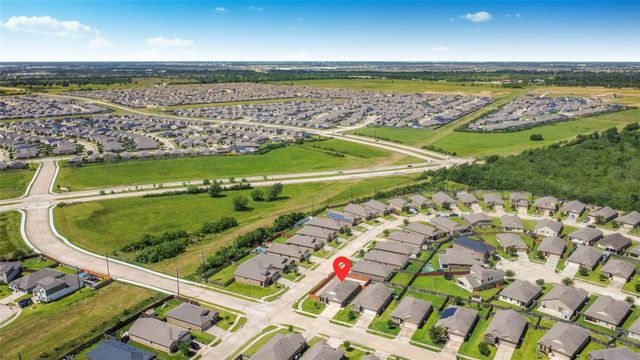 6003 Briarstone Bay Drive, Katy, TX 77449