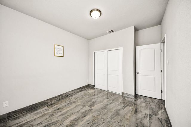 6003 Briarstone Bay Drive, Katy, TX 77449