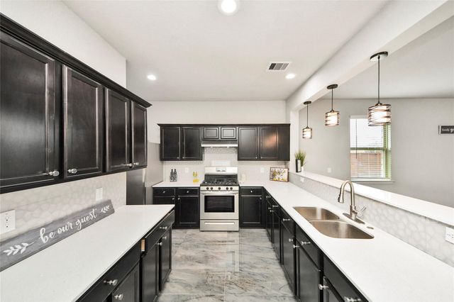 6003 Briarstone Bay Drive, Katy, TX 77449