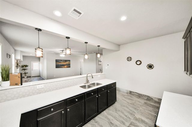 6003 Briarstone Bay Drive, Katy, TX 77449