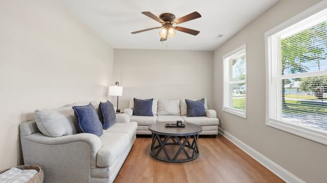 1302 E Grundy St, Tullahoma, TN 37388