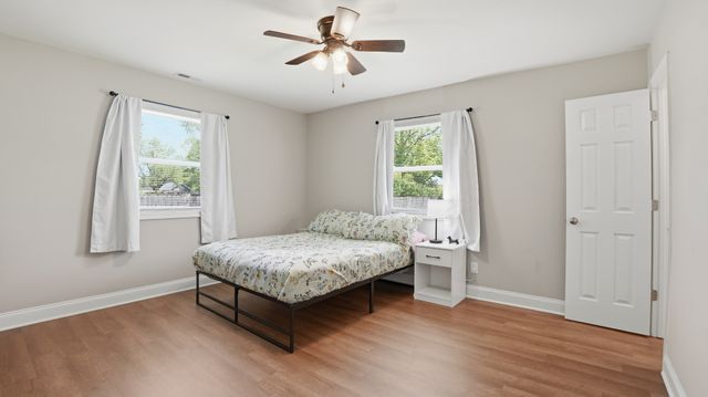 1302 E Grundy St, Tullahoma, TN 37388