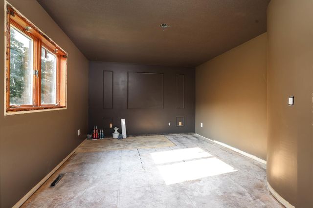 213 5th Street NE, Grand Meadow, MN 55936