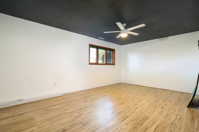 213 5th Street NE, Grand Meadow, MN 55936