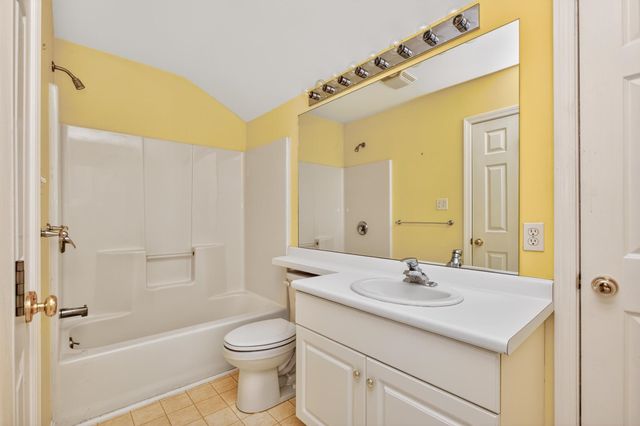1465 Hooksett Rd Unit 407, Hooksett, NH 03106