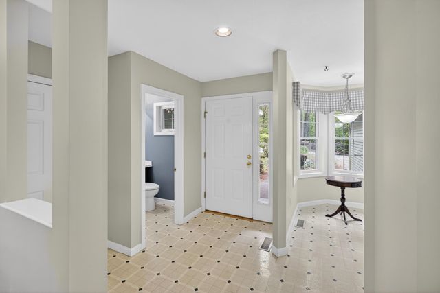 1465 Hooksett Rd Unit 407, Hooksett, NH 03106