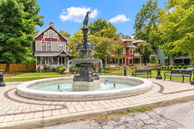 974 Woodruff Place East Drive, Indianapolis, IN 46201