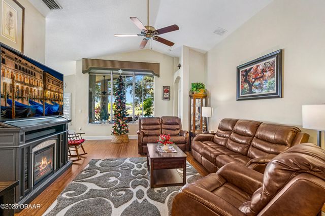 6824 Amici Court, Port Orange, FL 32128