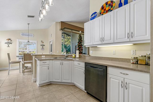 6824 Amici Court, Port Orange, FL 32128