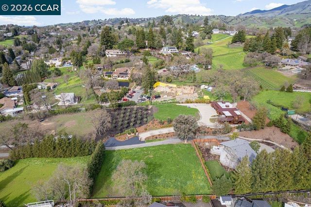 550 El Pintado, Danville, CA 94526