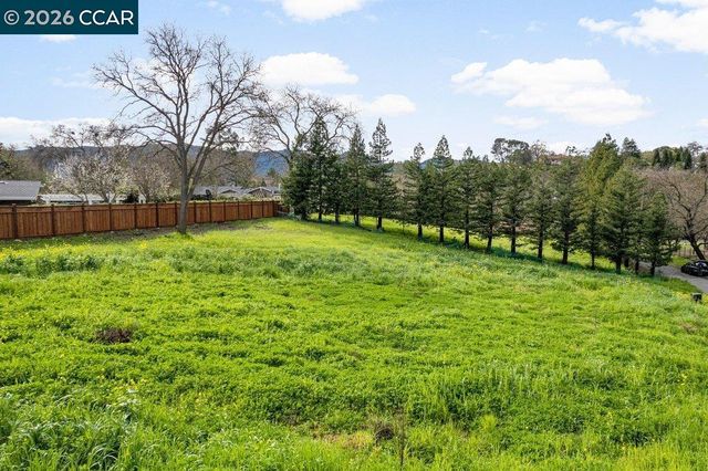 550 El Pintado, Danville, CA 94526
