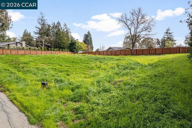 550 El Pintado, Danville, CA 94526