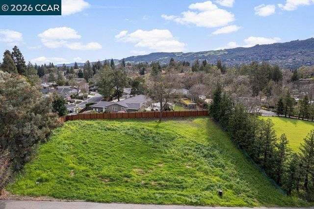 550 El Pintado, Danville, CA 94526