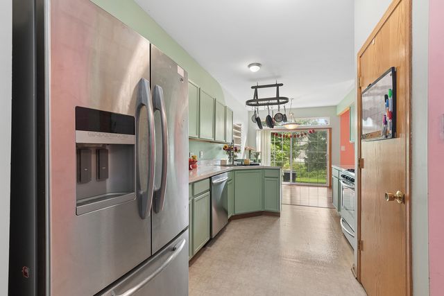 18416 Century Court, Tinley Park, IL 60477