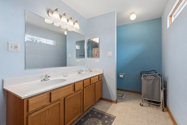 18416 Century Court, Tinley Park, IL 60477