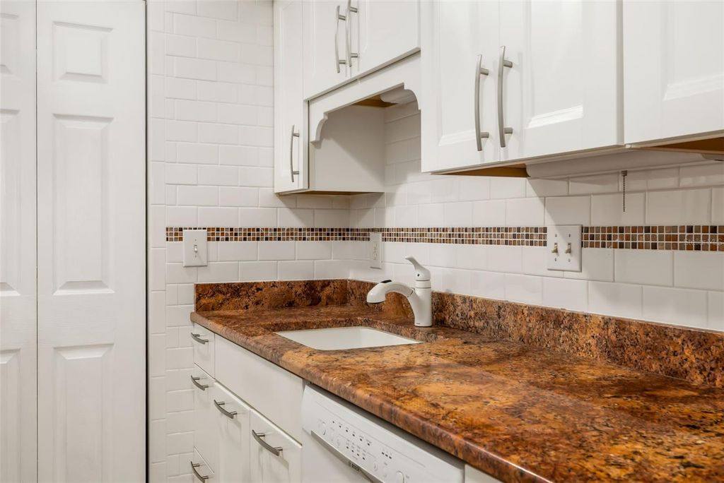 Image 12 of property listing at 4119 61ST AVENUE TERRACE W 308, Bradenton, FL 34210