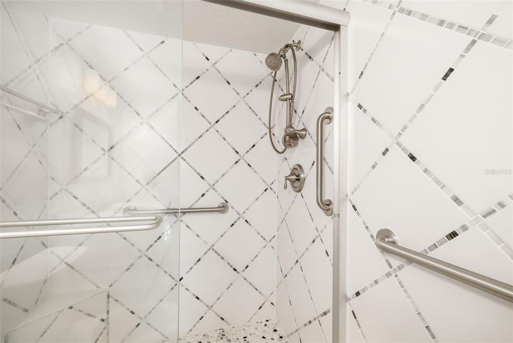 Image 17 of property listing at 4119 61ST AVENUE TERRACE W 308, Bradenton, FL 34210