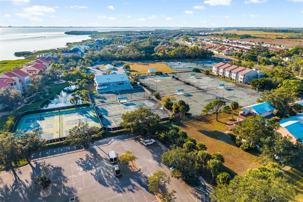 Image 47 of property listing at 4119 61ST AVENUE TERRACE W 308, Bradenton, FL 34210