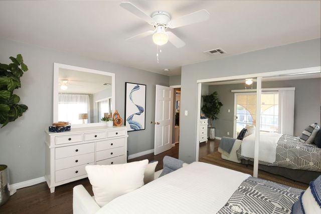 5024 N Bentree Circle, Long Beach, CA 90807