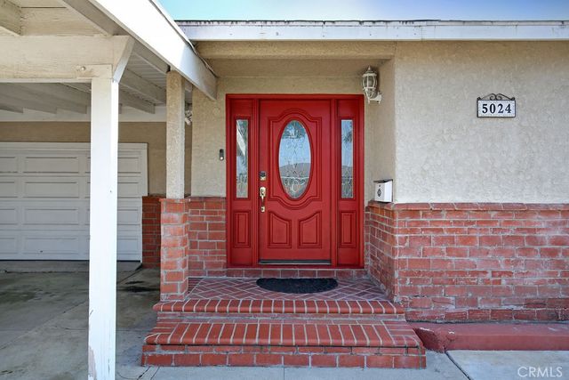 5024 N Bentree Circle, Long Beach, CA 90807