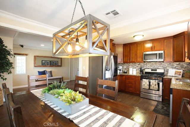 5024 N Bentree Circle, Long Beach, CA 90807