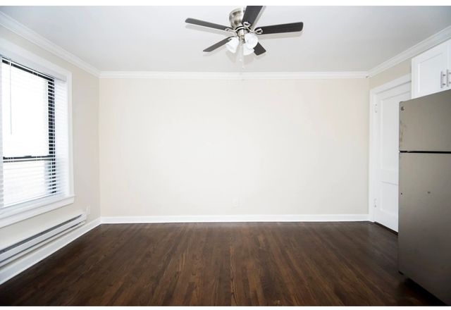 3345 N Marshfield Avenue 402, Chicago, IL 60657