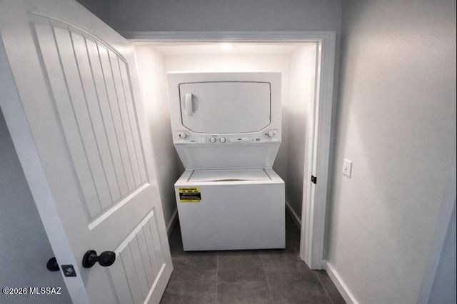 2720 N Hopi Place, Tucson, AZ 85705