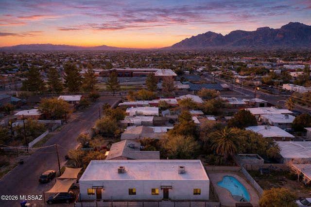 2720 N Hopi Place, Tucson, AZ 85705