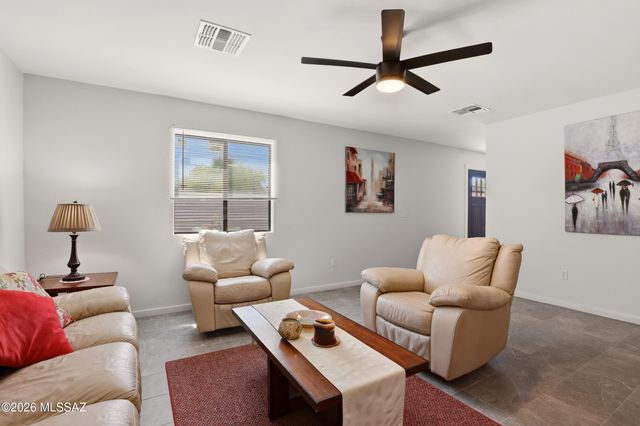 2720 N Hopi Place, Tucson, AZ 85705