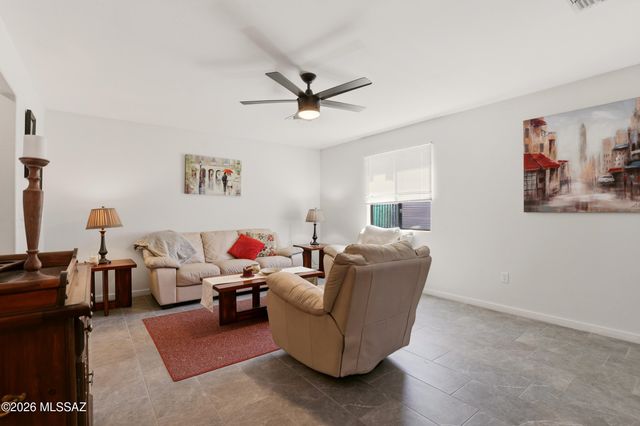 2720 N Hopi Place, Tucson, AZ 85705