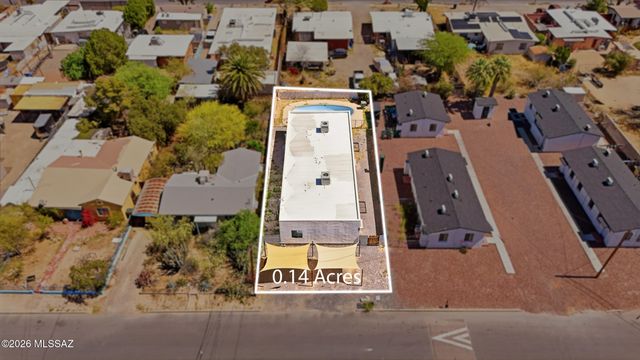 2720 N Hopi Place, Tucson, AZ 85705