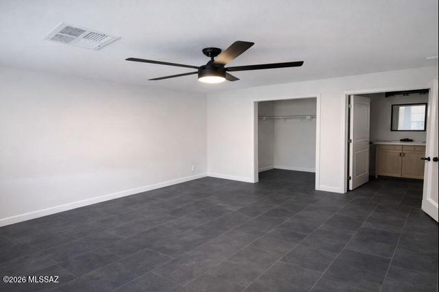 2720 N Hopi Place, Tucson, AZ 85705