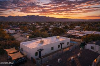 2720 N Hopi Place, Tucson, AZ 85705