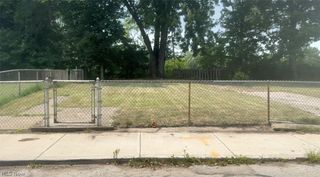 V/L 2572 West 27th Street, Cleveland, OH 44113