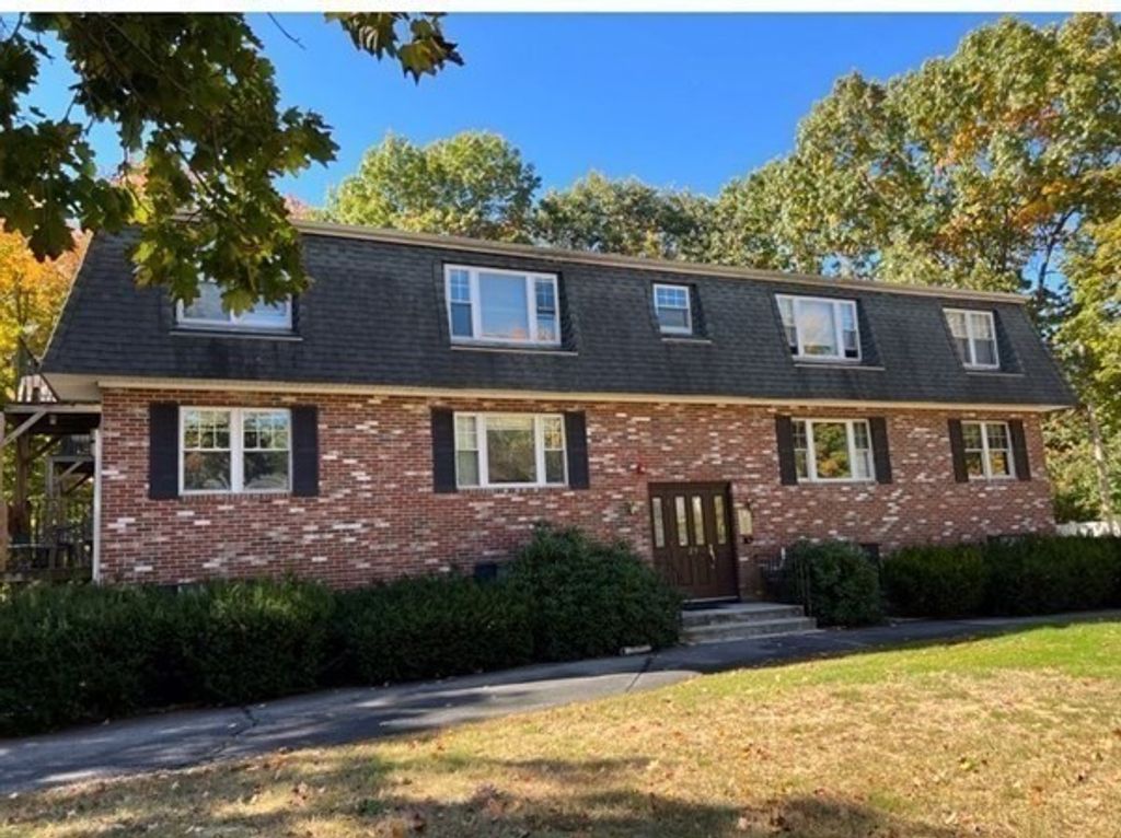 29 Sherman Street 1, Foxboro, MA 02035