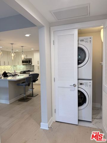 5015 Balboa Boulevard 201, Encino, CA 91316