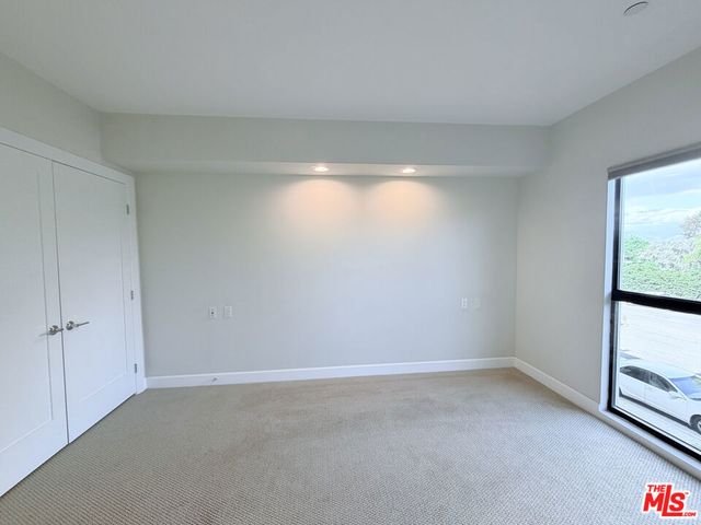 5015 Balboa Boulevard 201, Encino, CA 91316