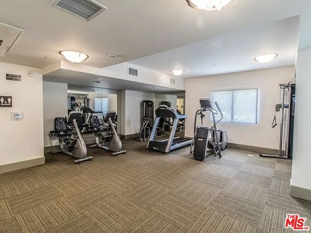 5015 Balboa Boulevard 201, Encino, CA 91316