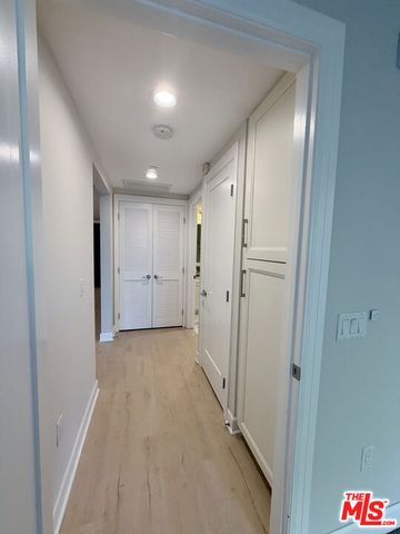 5015 Balboa Boulevard 201, Encino, CA 91316