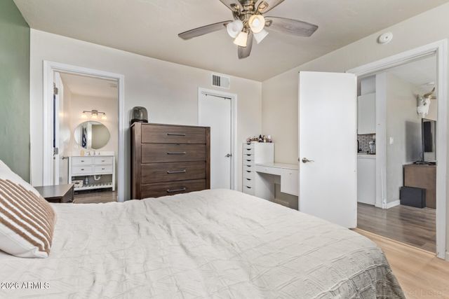 2940 W Las Palmaritas Drive, Phoenix, AZ 85051