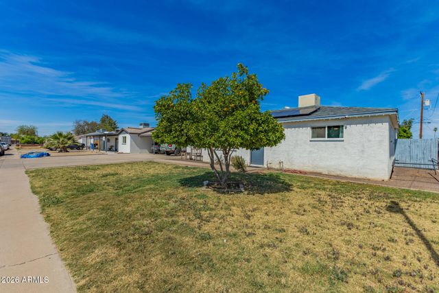 2940 W Las Palmaritas Drive, Phoenix, AZ 85051