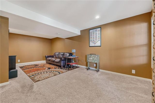 1867 Quail Ridge Drive, Liberty, MO 64068
