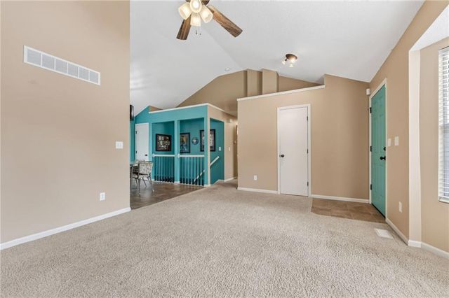 1867 Quail Ridge Drive, Liberty, MO 64068