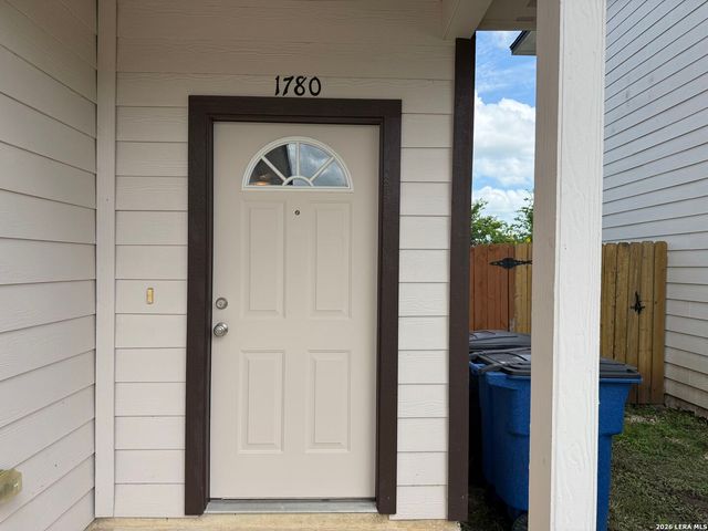 1780 TRISTAN TRL, New Braunfels, TX 78130