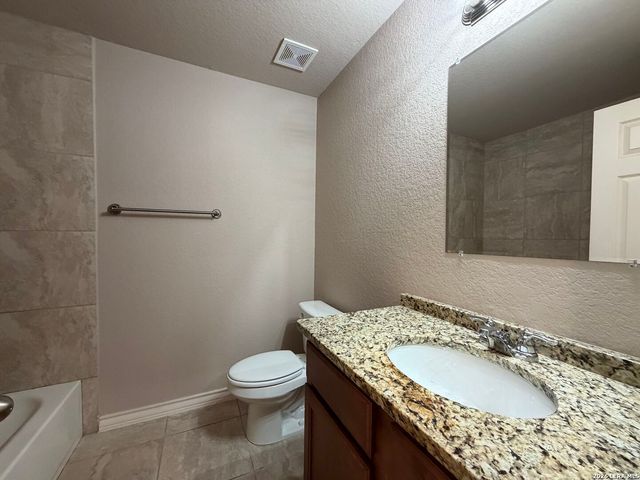 1780 TRISTAN TRL, New Braunfels, TX 78130