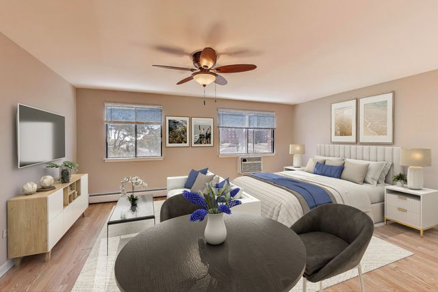 5310 N Chester Avenue 409, Chicago, IL 60656