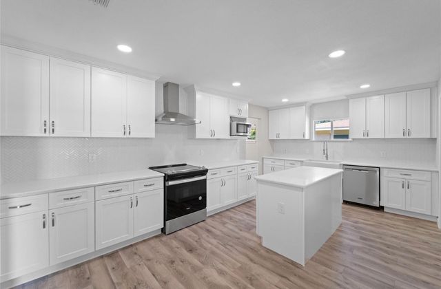 1906 Colony Drive, Irving, TX 75061