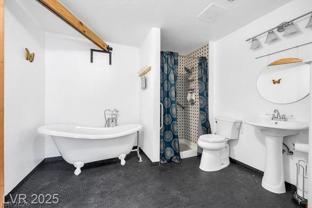 1589 Silver Mesa Way, Las Vegas, NV 89169