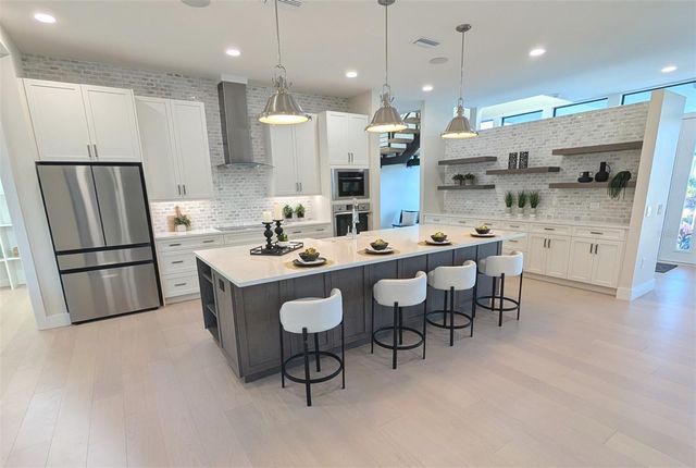 2110 MICHELE DRIVE, Sarasota, FL 34231